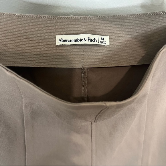 Abercrombie & Fitch Tan High-Waisted Pants - Picture 8 of 8